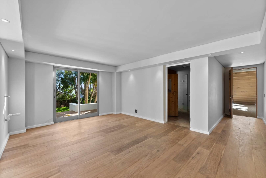 5 Bedroom Property for Sale in Camps Bay Western Cape